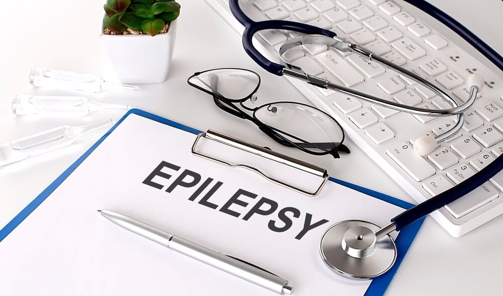 Post-Traumatic Epilepsy: Risk Factors, Symptoms, and Management ...